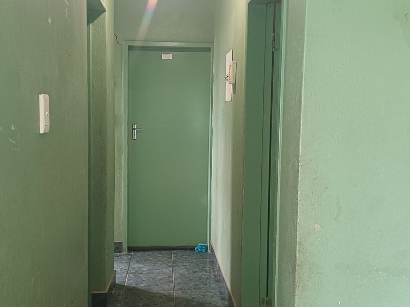 Three Bedroom hous to rent in Makado Park, Lous Trichardt - Photo 4