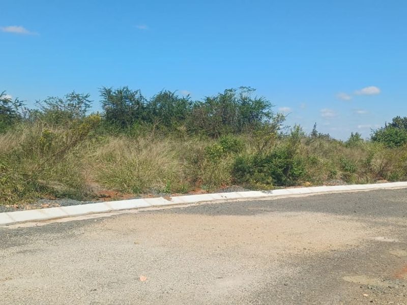 Vacant Stand For Sale in old town, Louis Trichardt - Photo 1