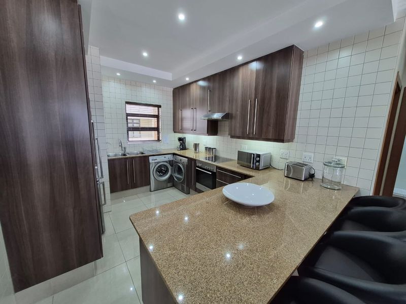 Live Above It All Luxury! - Photo 3