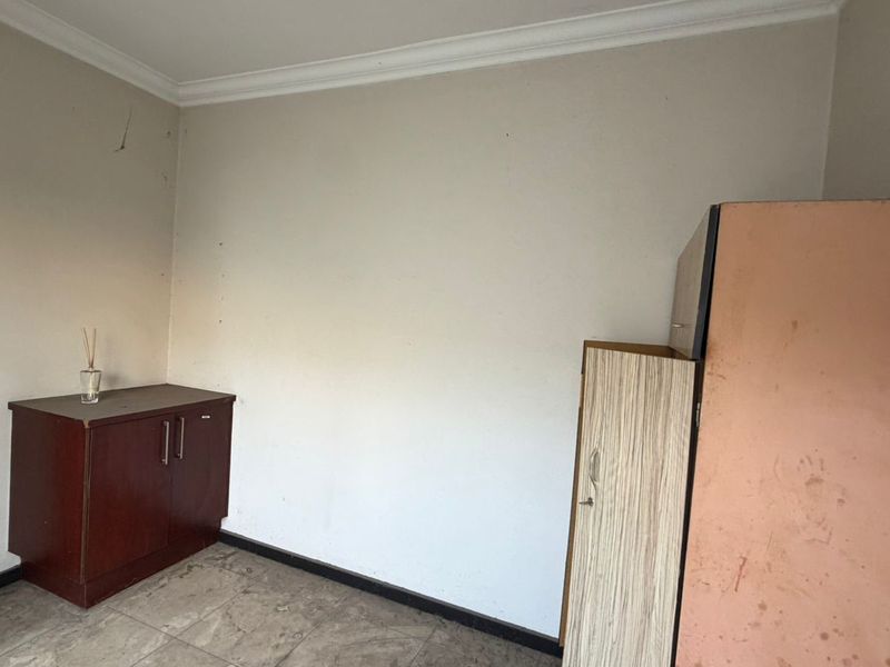 Luxury 4-Bedroom Sectional Title Residence for Sale | Lahoya, Morningside | Pre-Hammer Bank Assisted - Photo 9