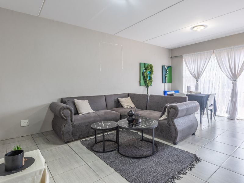Freehold 3 beds townhouse for sale in Parklands! - Photo 6