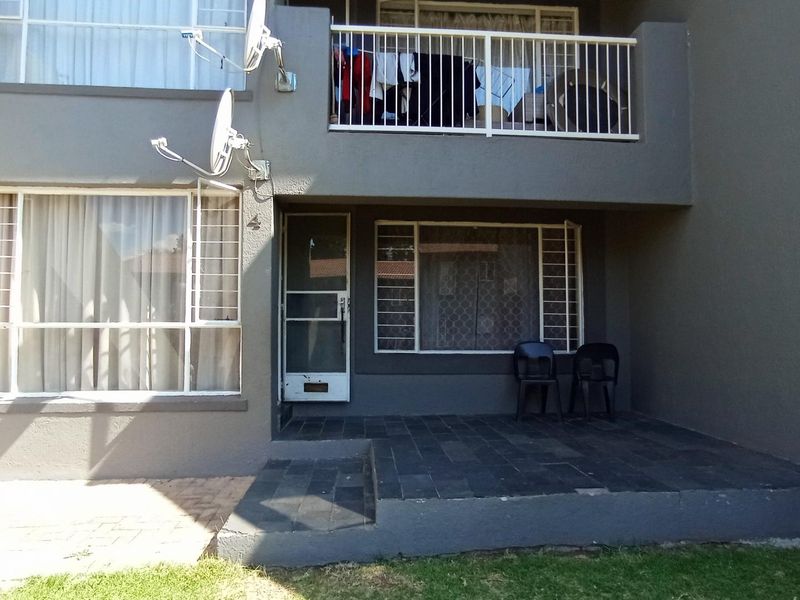 Charming 2-Bedroom Ground Floor Apartment for Sale | Cocomo Complex, Ferndale | Bank Assisted Sale - Photo 2