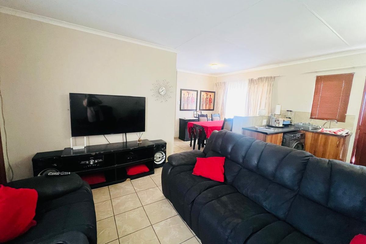 Secure Estate Living – Perfect for First-Time Buyers & Investors - Photo 4