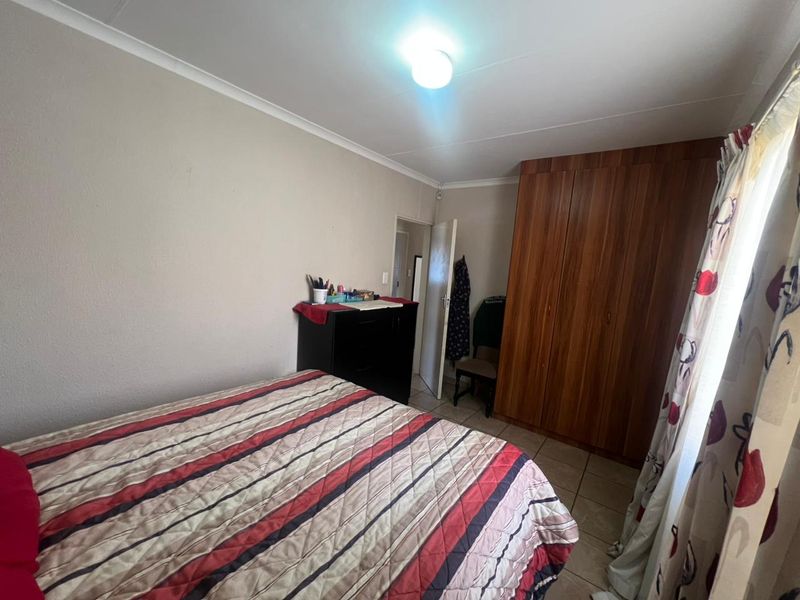 Secure Estate Living – Perfect for First-Time Buyers & Investors - Photo 8