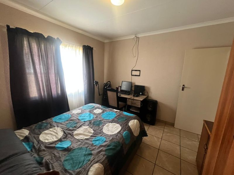 Secure Estate Living – Perfect for First-Time Buyers & Investors - Photo 6