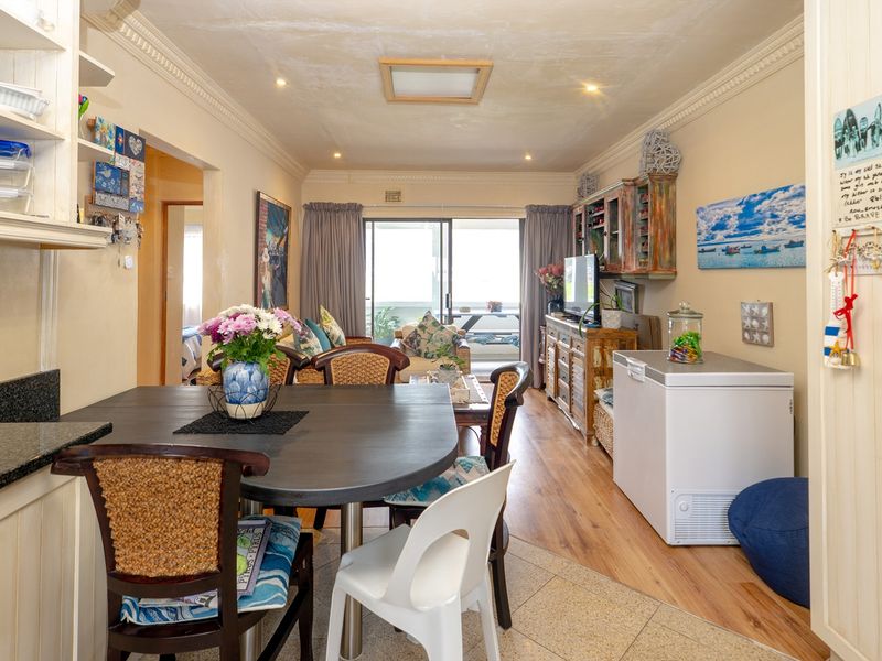 PICTURE PERFECT COASTAL LIVING IN AGULHAS - Photo 6