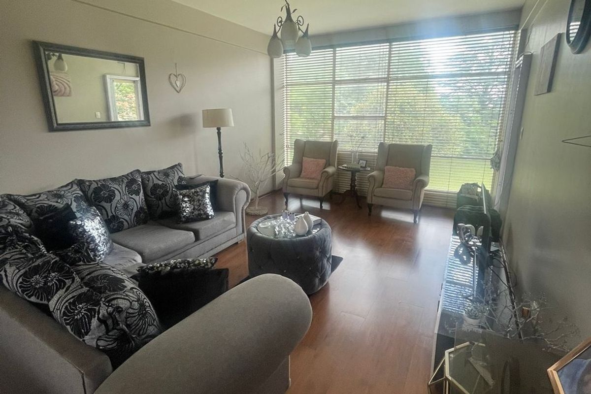 Stylish 1-bedroom flat to let in Three Rivers, Vereeniging—modern living in a prime location! - Photo 2