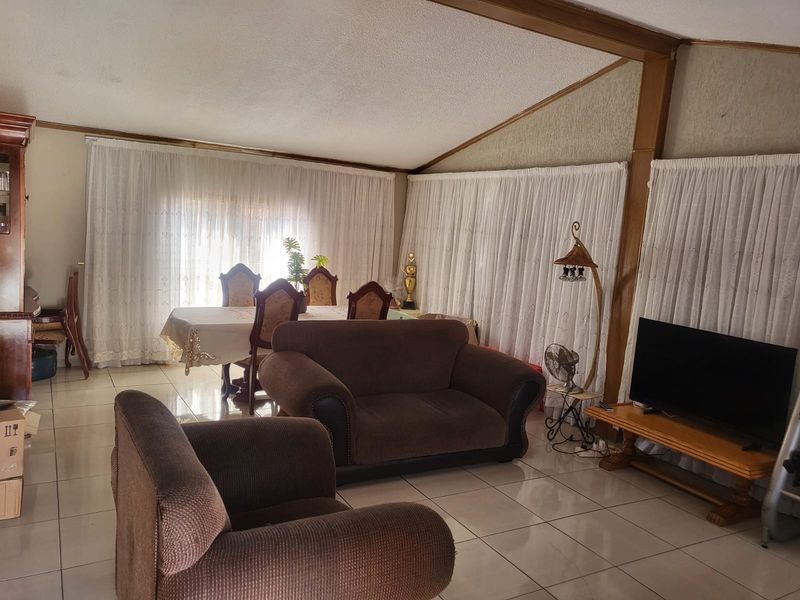 Spacious & Serene Home Perfect for a Big Family or Smart Investor - Photo 10