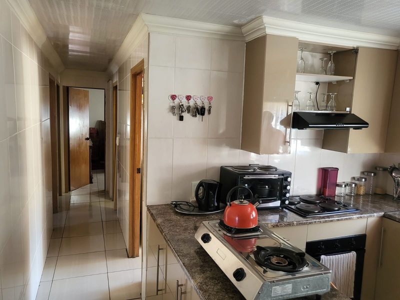 Spacious & Serene Home Perfect for a Big Family or Smart Investor - Photo 9