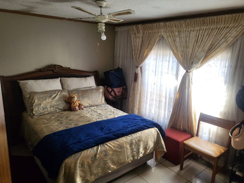 Spacious & Serene Home Perfect for a Big Family or Smart Investor - Photo 8