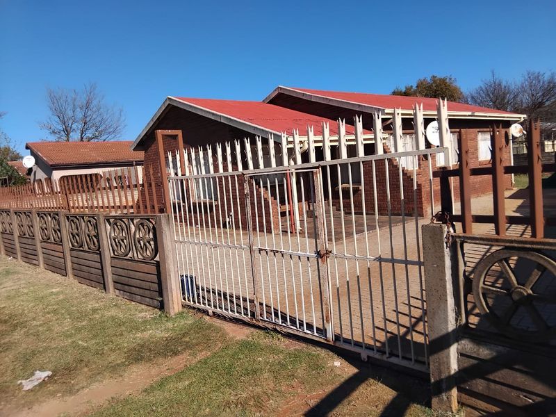 A home for your family - Photo 2