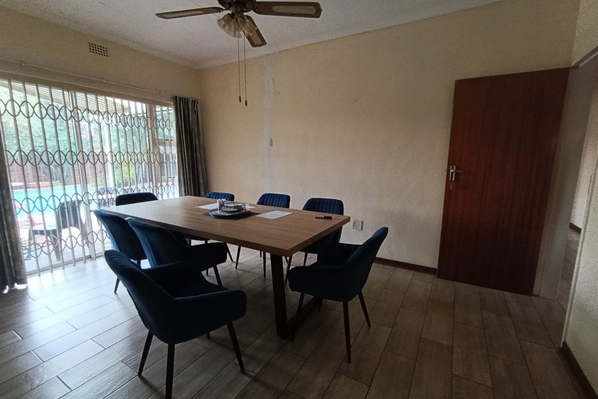 Spacious Family Home in a Secure and Sought-After Witfield Enclosure – Move-In Ready! - Photo 4