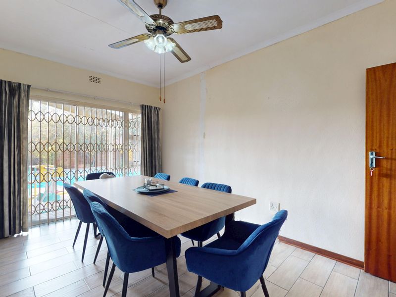 Spacious Family Home in a Secure and Sought-After Witfield Enclosure – Move-In Ready! - Photo 7