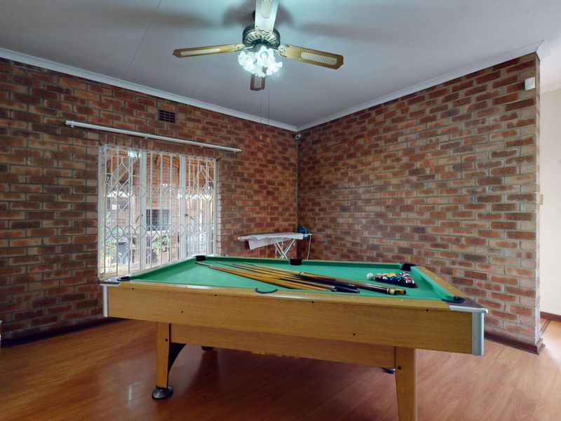 Spacious Family Home in a Secure and Sought-After Witfield Enclosure – Move-In Ready! - Photo 6