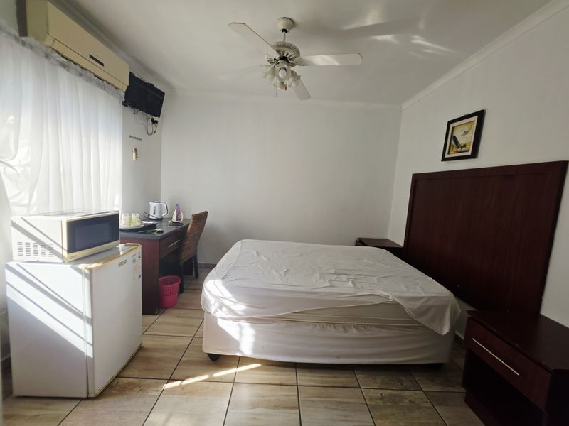 Established Bed & Breakfast in a Prime Central Location - Photo 7