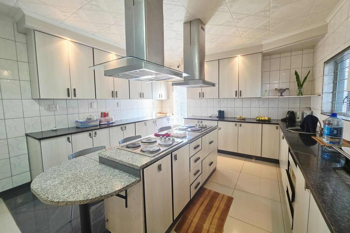 Neat and Well-Established Bed & Breakfast – Excellent Investment Opportunity - Photo 4