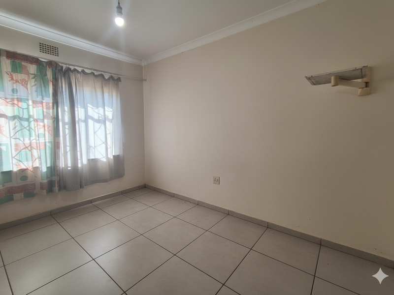 Exceptional value and comfortable family living - Tedstoneville - Photo 10