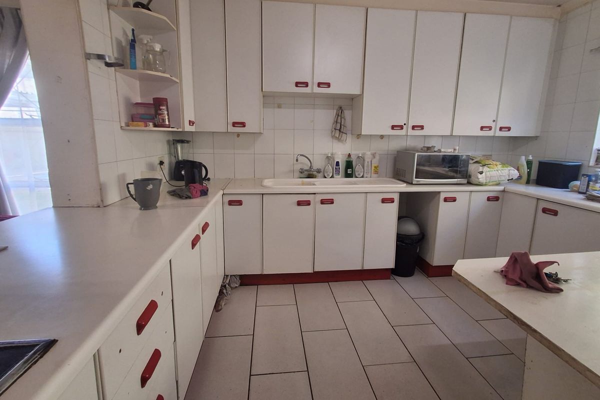 Exceptional value and comfortable family living - Tedstoneville - Photo 4