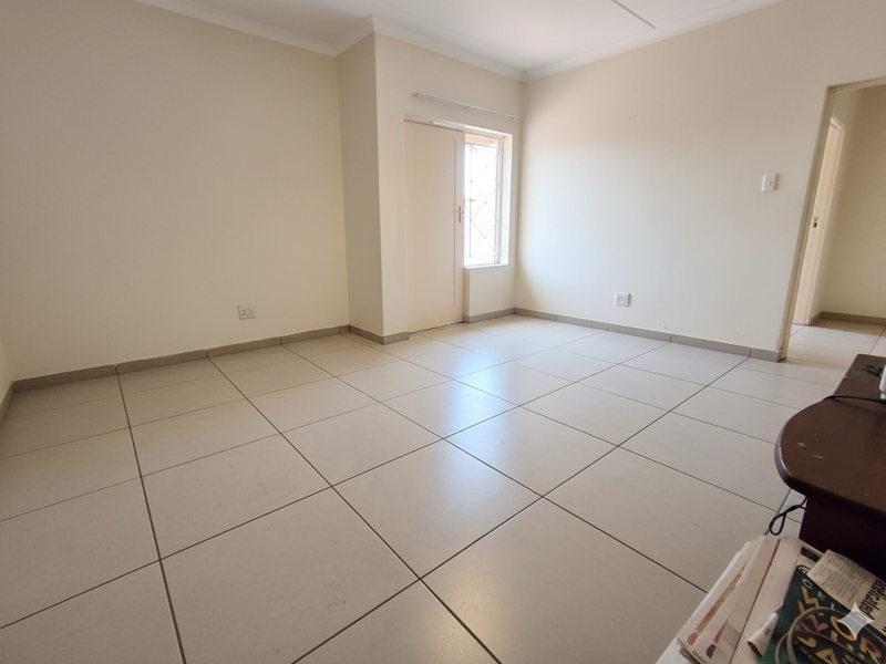 Exceptional value and comfortable family living - Tedstoneville - Photo 9
