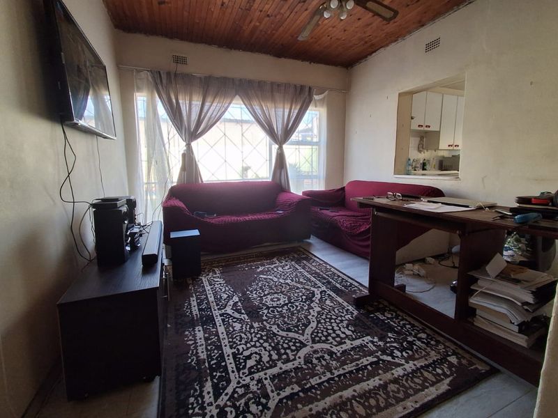 Exceptional value and comfortable family living - Tedstoneville - Photo 5