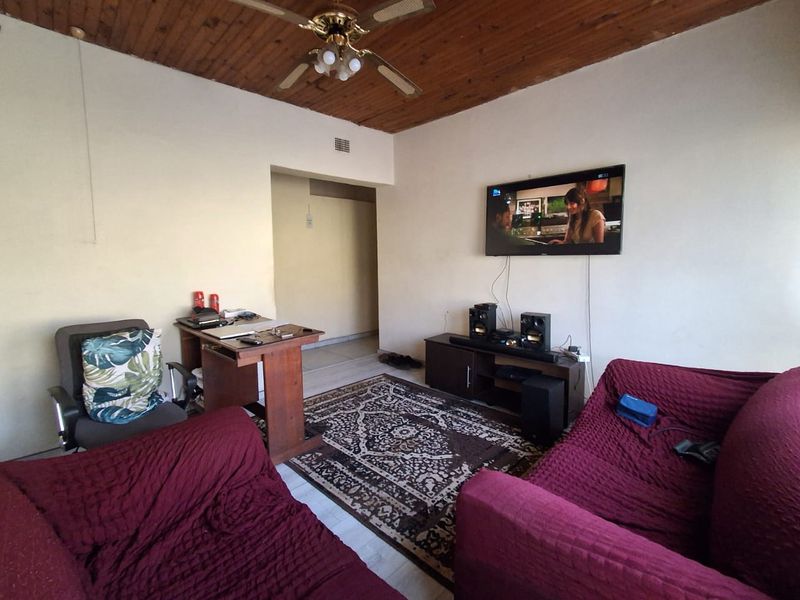 Exceptional value and comfortable family living - Tedstoneville - Photo 7