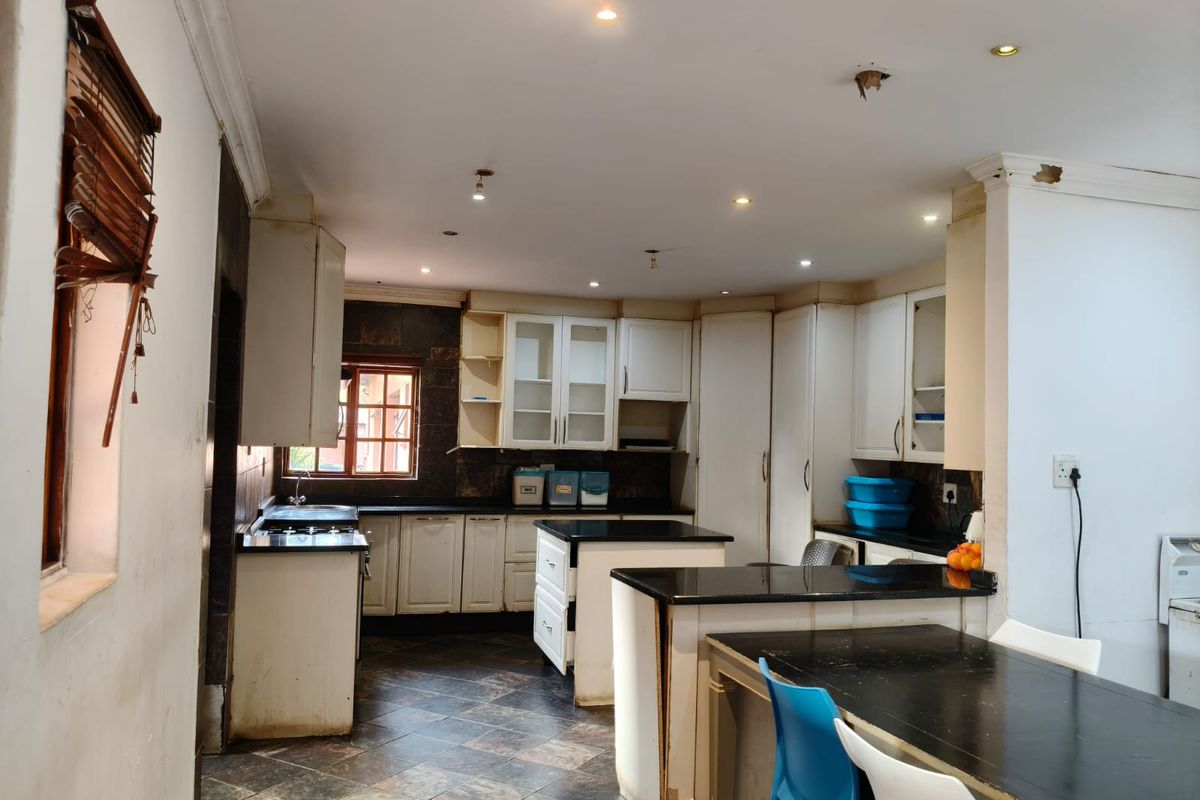Prestigious 26Ha Farm Estate Between Hartbeespoort & Magaliesburg - Photo 3