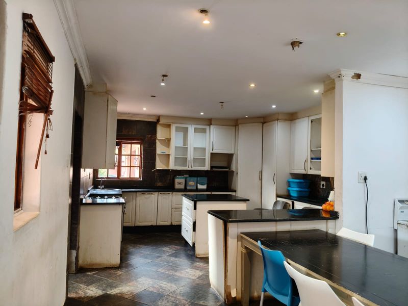 Prestigious 26Ha Farm Estate Between Hartbeespoort & Magaliesburg - Photo 3