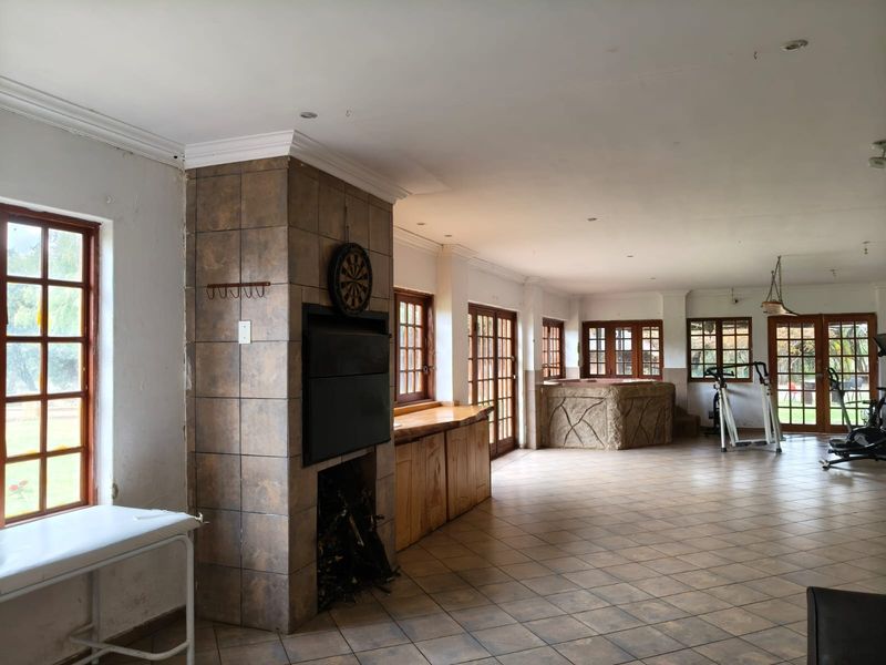 Prestigious 26Ha Farm Estate Between Hartbeespoort & Magaliesburg - Photo 6