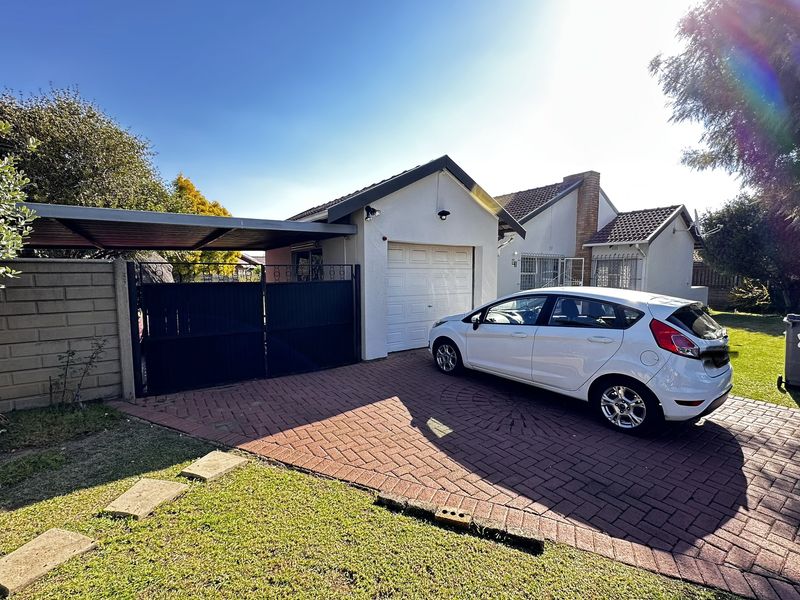 Newly Renovated Family Home in Secure Dalpark Ext 1 - Photo 1