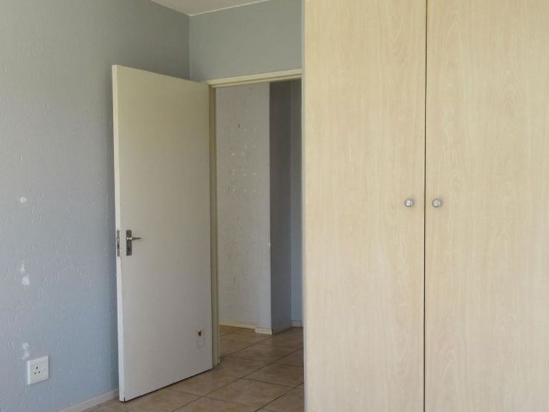 Motivated seller - perfect investment opportunity. - Photo 8