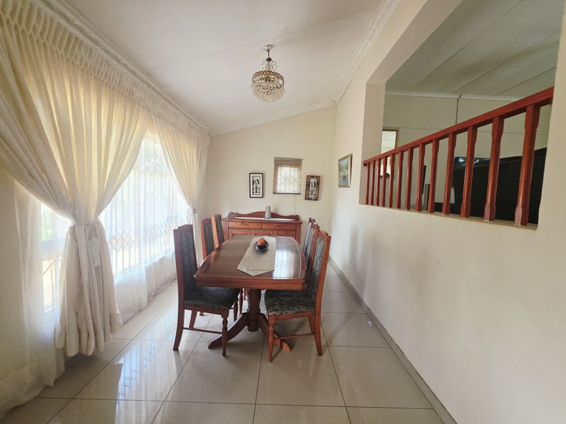 Three-Bedroom Family Home with Flatlet in Grantham Park - Photo 6