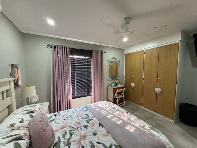 Entertain in Style, Live in Comfort - Photo 8