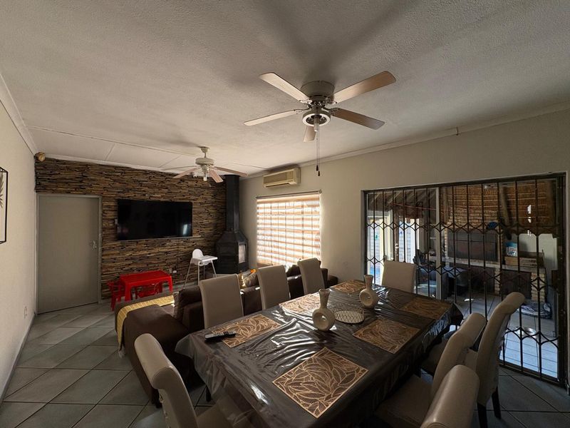 Well-Located Family Home with Great Potential - Photo 4