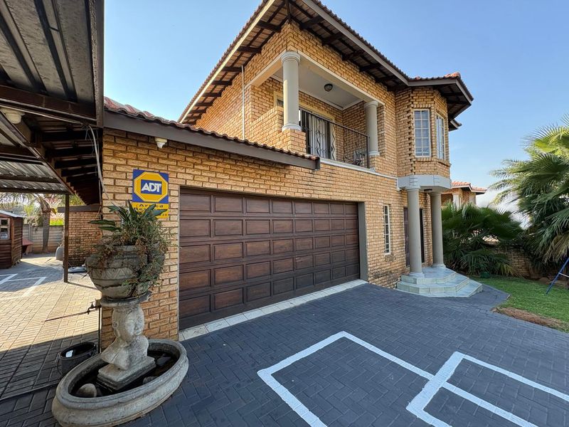 Well-Located Family Home with Great Potential - Photo 1