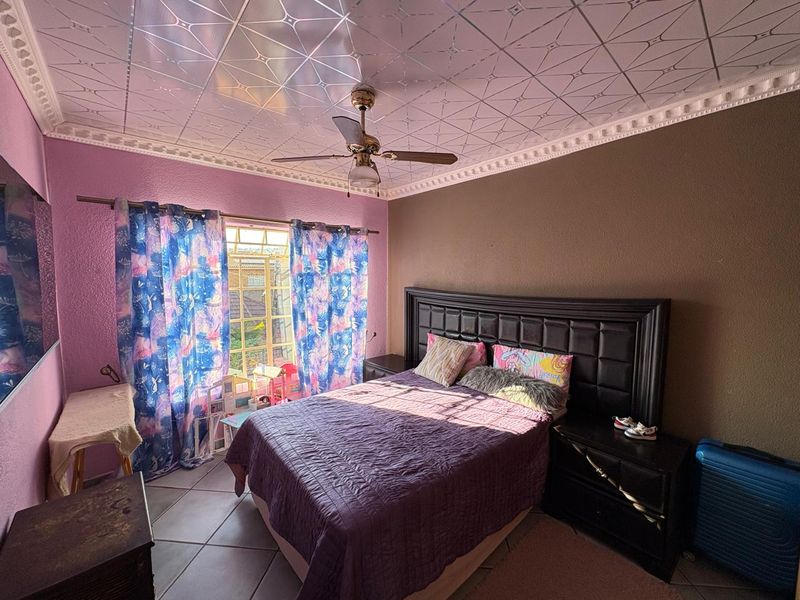 Well-Located Family Home with Great Potential - Photo 10