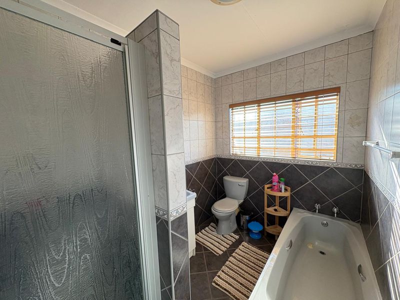 Well-Located Family Home with Great Potential - Photo 9