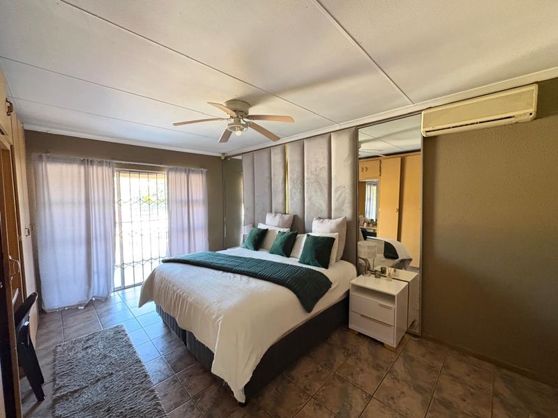 Well-Located Family Home with Great Potential - Photo 8
