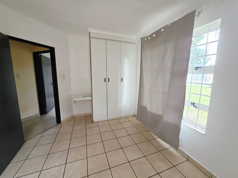 No Monthly Levies – Neat 3-Bedroom Townhouse in Birdswood - Photo 10
