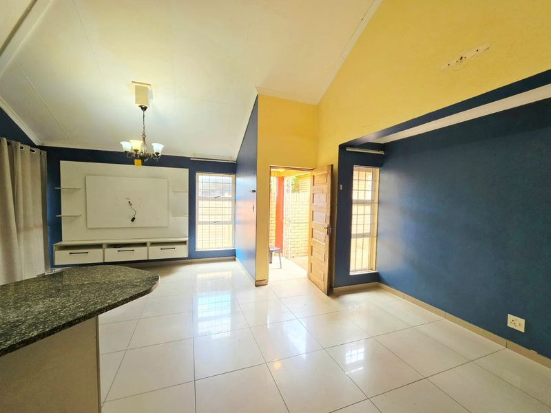 No Monthly Levies – Neat 3-Bedroom Townhouse in Birdswood - Photo 7