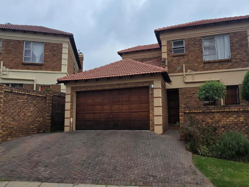 URGENT DISTRESS SALE in Glen Marais best location - Photo 10
