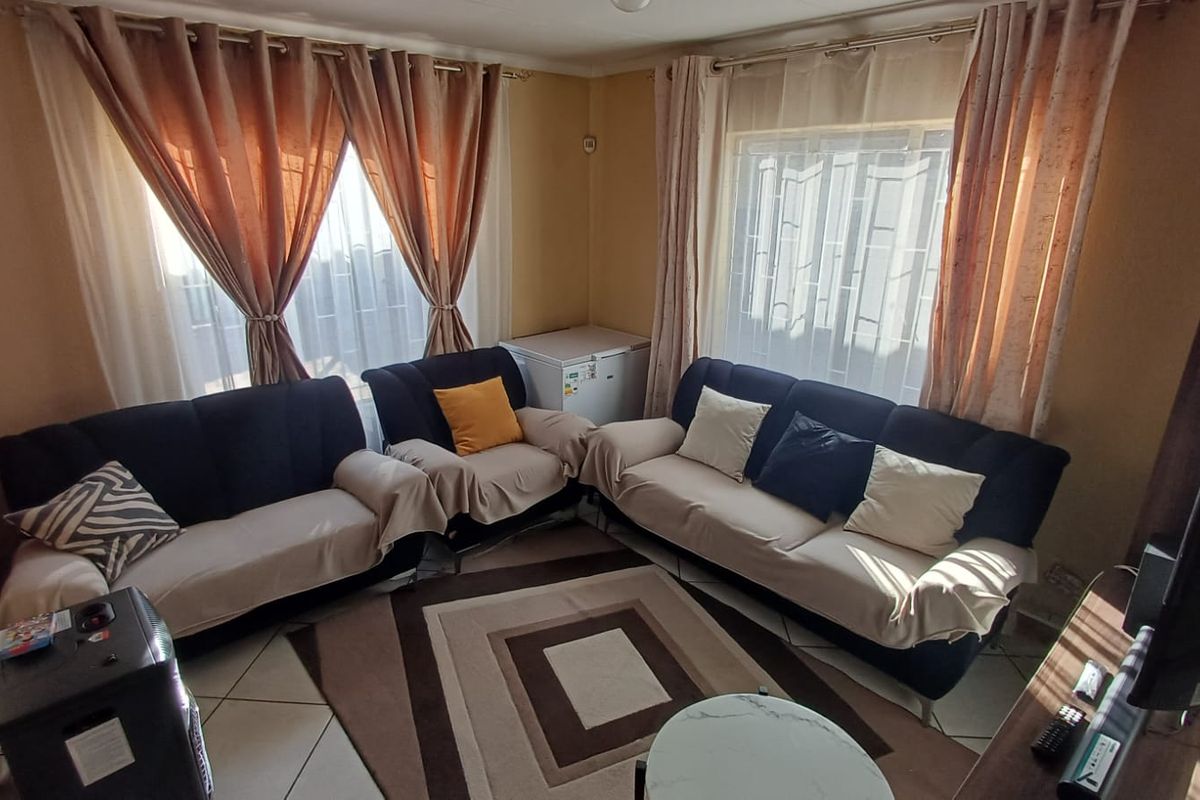Good starter house for you and your family - Photo 5