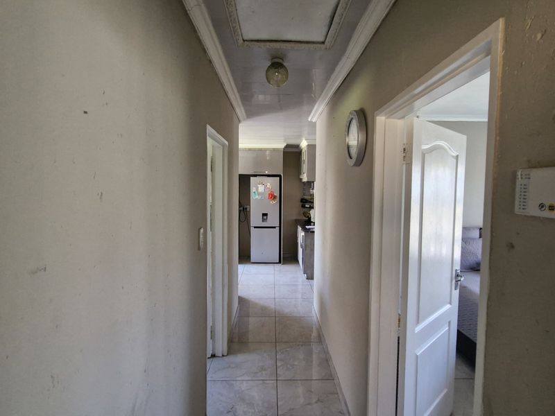 Secure, Comfortable Living for Families and First-Time Buyers. - Photo 9
