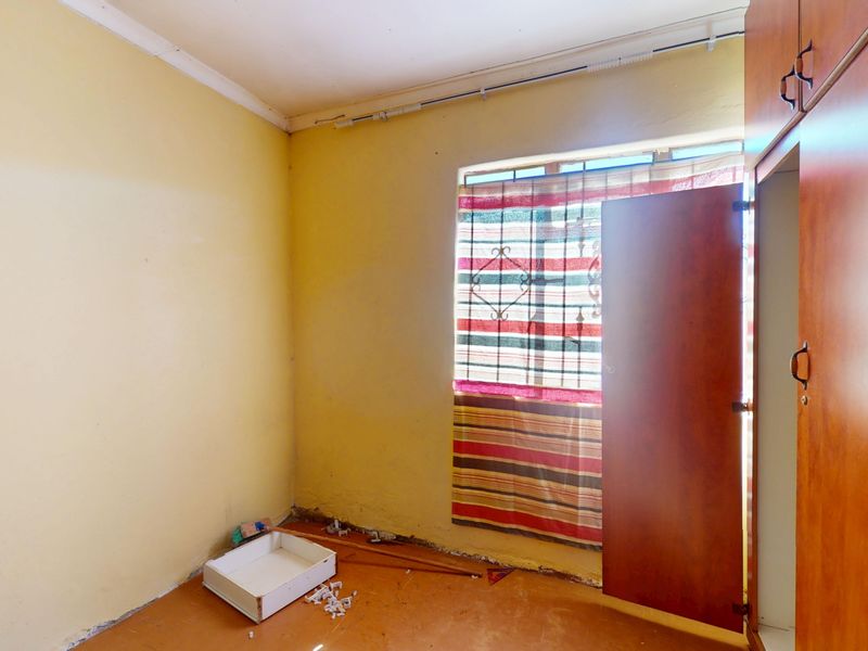 Three Bedroom Home For Sale In Ikageng - Sarafina Ext 2 - Photo 10