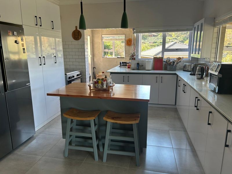 Hilton - House To Let - Photo 4