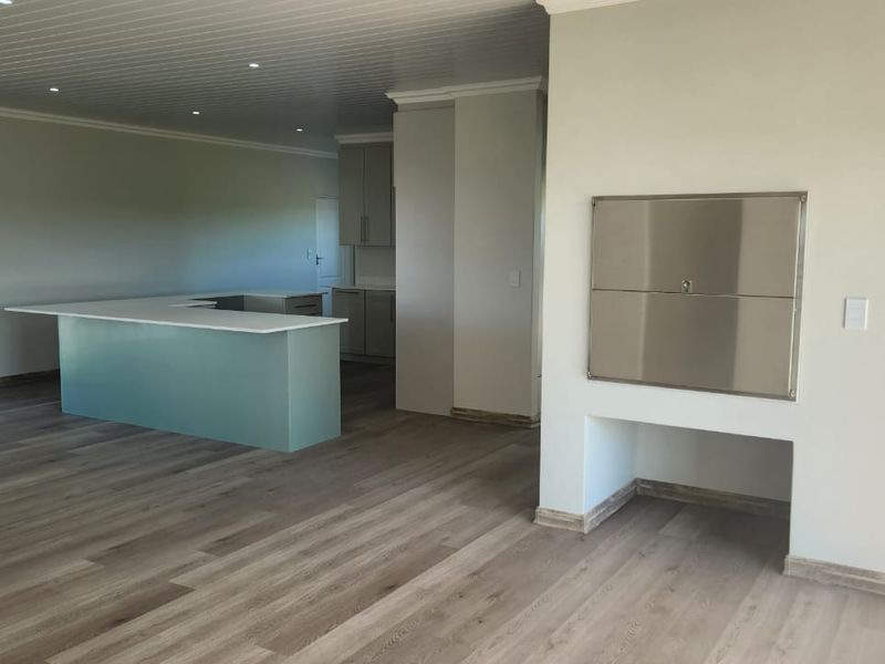 Designed to Impress, Created for Coastal Living – No Transfer Duty - Photo 7