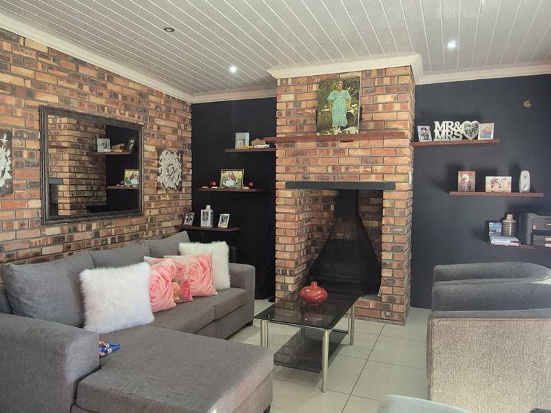 DUAL MANDATE - Where Family Living Meets Country Charm - Photo 7