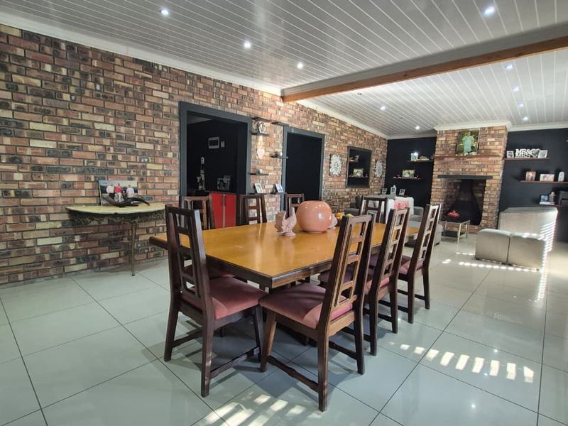 DUAL MANDATE - Where Family Living Meets Country Charm - Photo 9