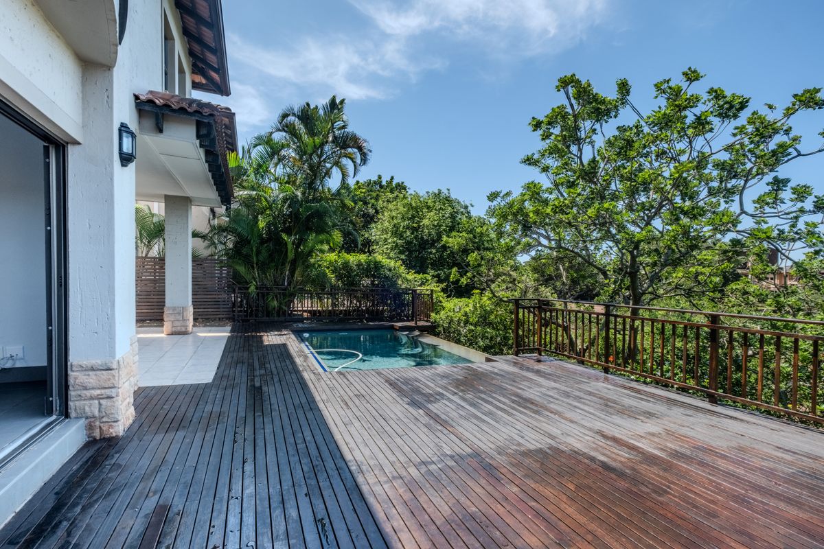 Freestanding Duplex in Secure Estate with Sweeping Sea and Valley Views - Photo 2