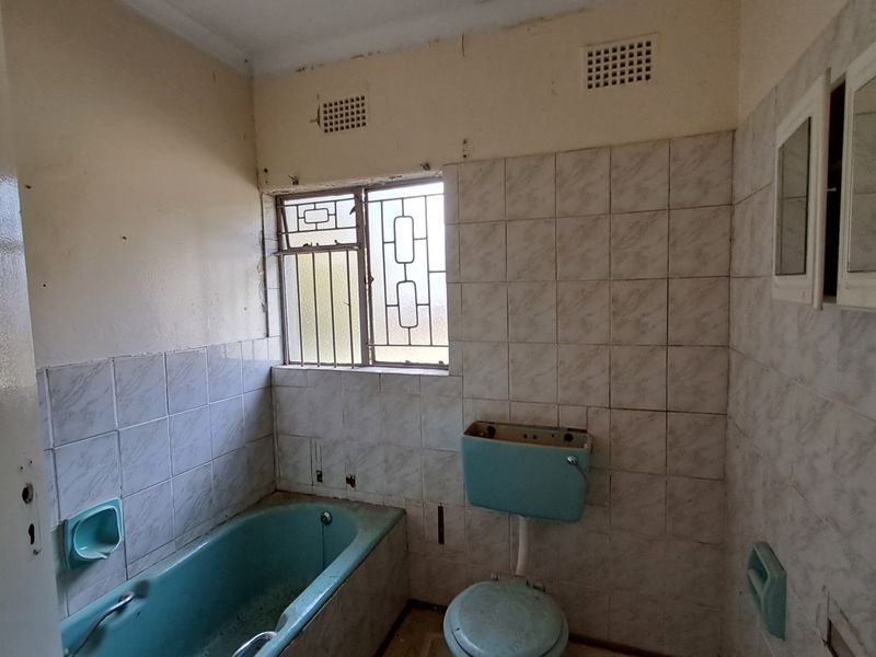 Searching for a New Caretaker to Restore Its Charm - Photo 8