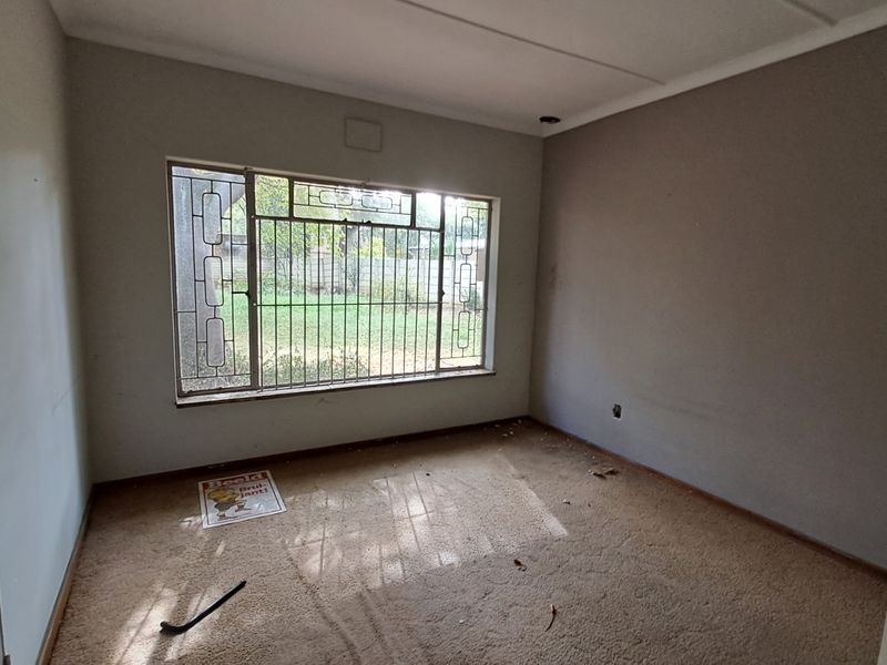 Searching for a New Caretaker to Restore Its Charm - Photo 6
